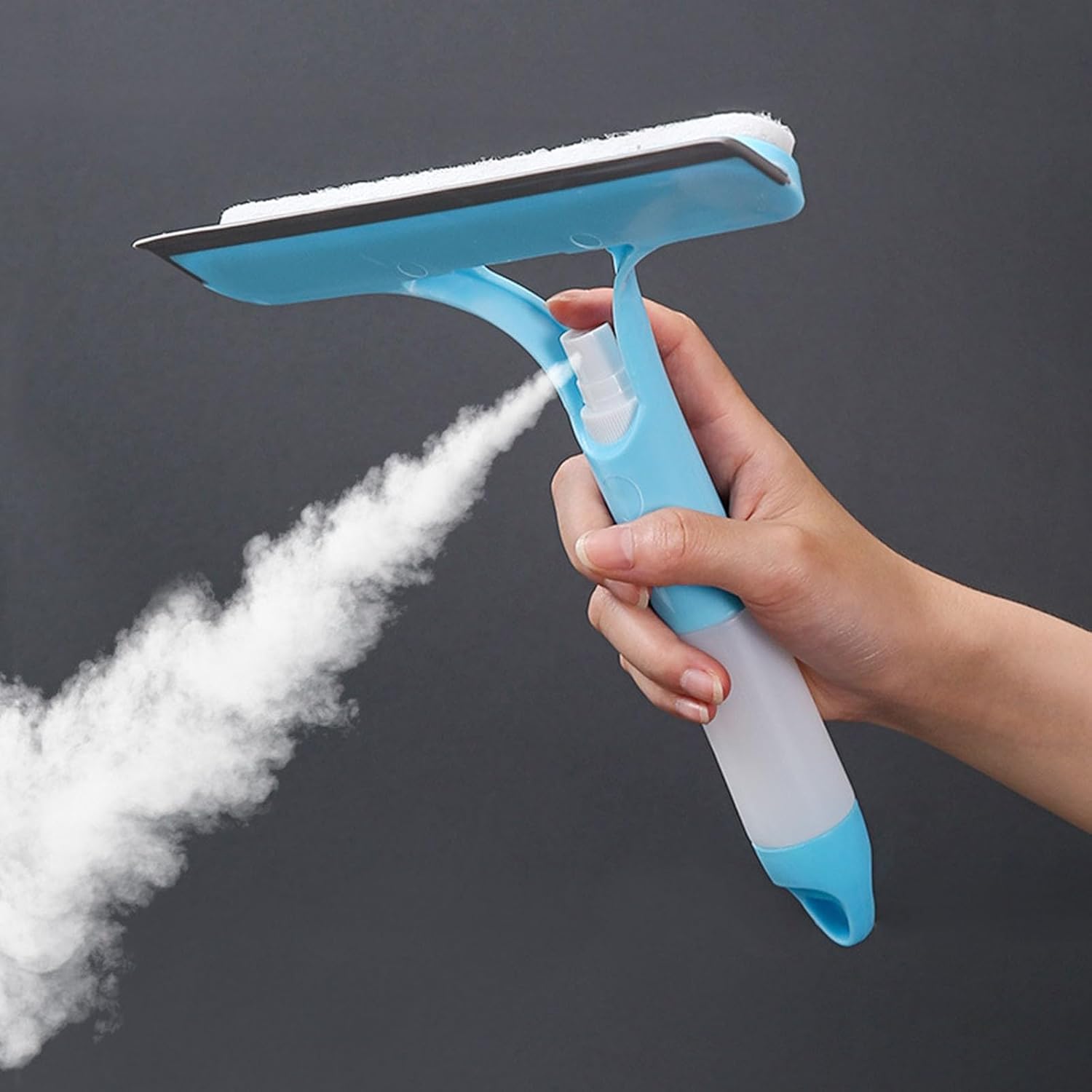 Streak-Free Window Cleaner – Spray, Wipe & Scrape in One