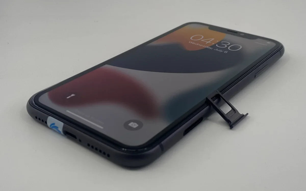 Original unlocked iPhone 11 64GB/128GB/256GB 3110mAh A13 6.1 inch LCD screen IOS LTE 4G iphone11 cellphone